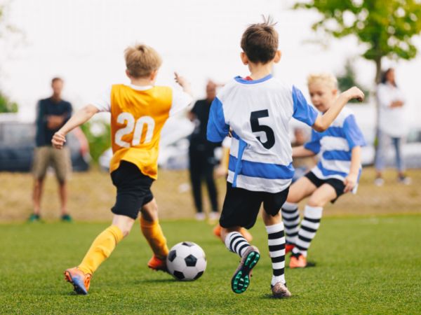 Jak sprawić, by piłka nożna była bardziej zabawna dla Twoich dzieci