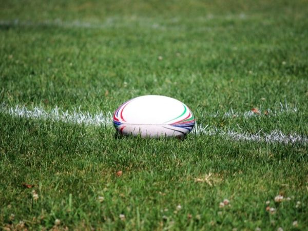 Na czym dokładnie polega sport drużynowy, jakim jest rugby?